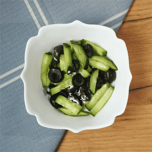 Огуречный салат с маслинами и сметаной 1132875 - фото 6367