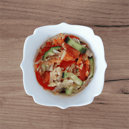 Салат из овощей с соусом песто 1000121 - фото 6376