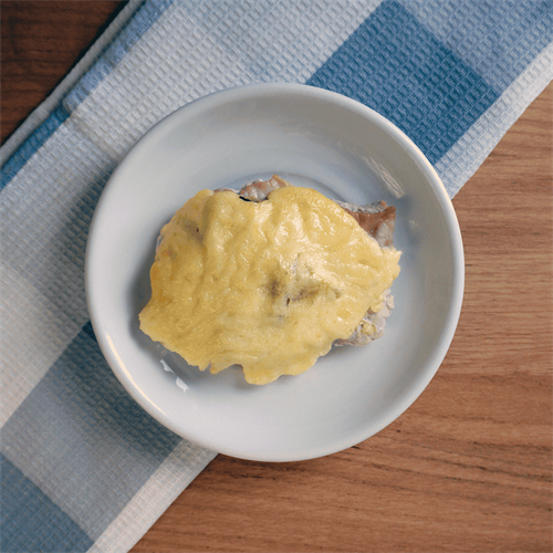 Свинина запечённая с огурцом и луком под сыром 1132882 - фото 6497