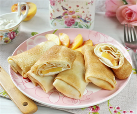 Блины с творогом и персиком 1249560