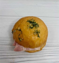 Пампушка с салом 1001444