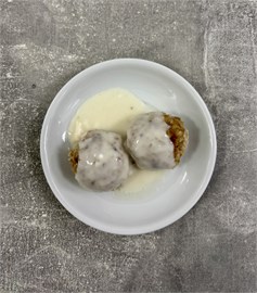 Тефтели мясные под сырным соусом 1237403