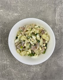 Сельдь с картофелем, зелёным луком и яйцом 1000159